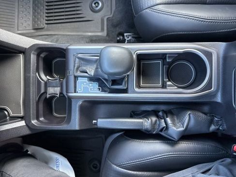 Certified 2023 Toyota Tacoma Limited AWD/4WD image 36