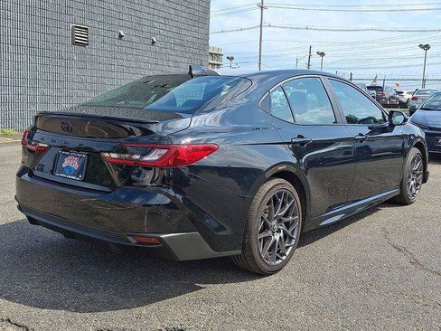 Certified 2025 Toyota Camry SE w/ Convenience Package AWD/4WD image 6