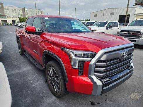 Used 2022 Toyota Tundra Limited AWD/4WD image 32