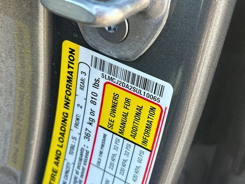 New 2025 Lincoln Corsair Reserve image 29