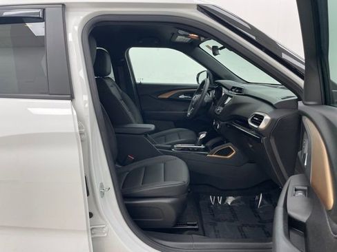 Used 2023 Chevrolet TrailBlazer ACTIV image 16