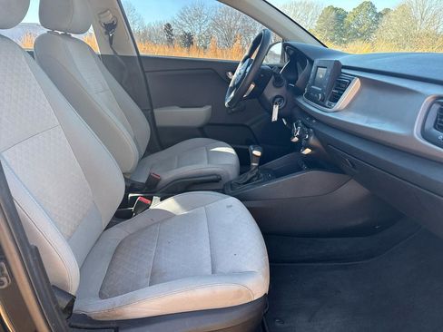 Used 2018 Kia Rio LX image 21