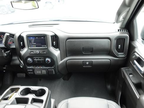 Used 2024 Chevrolet Silverado 1500 Custom AWD/4WD image 32