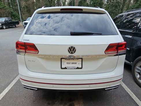 Used 2021 Volkswagen Atlas SE w/ Panoramic Sunroof Package image 4