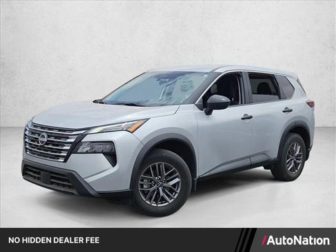 Used 2024 Nissan Rogue S FWD image 1