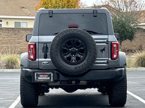 Used 2022 Ford Bronco Wildtrak image 6