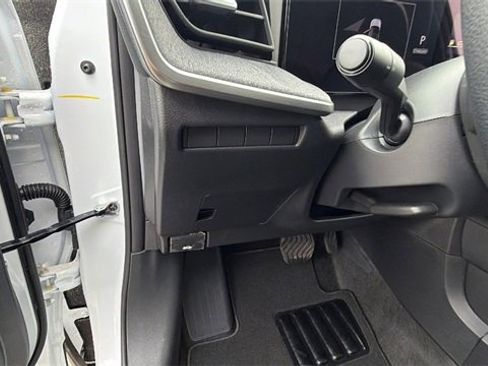 New 2026 Nissan Kicks SV image 29