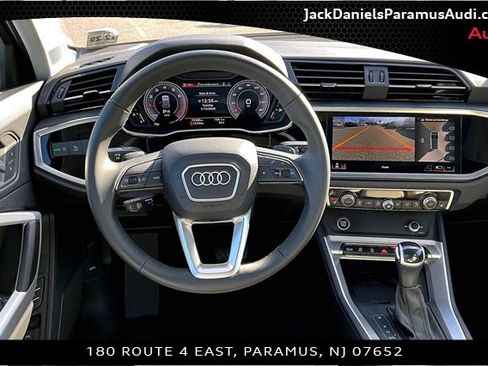 Used 2024 Audi Q3 2.0T Premium Plus image 5