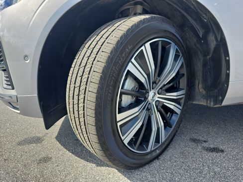 Used 2022 Volvo XC60 B5 Inscription image 30