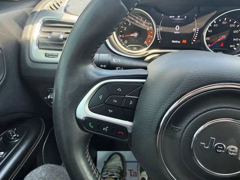 Used 2018 Jeep Compass Latitude AWD/4WD image 24