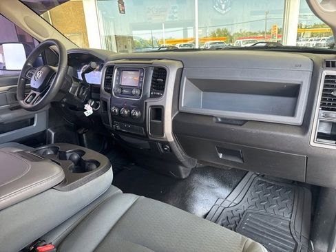 Used 2018 RAM 2500 Tradesman w/ Power & Remote Entry Group image 31