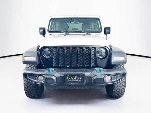 Used 2023 Jeep Wrangler Unlimited AWD/4WD image 2