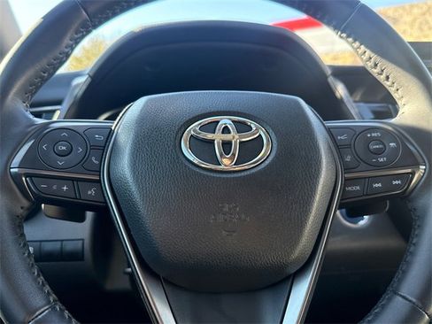 Used 2024 Toyota Camry SE image 28