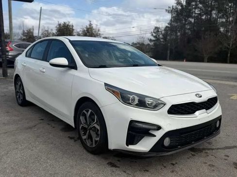 Used 2021 Kia Forte LXS FWD image 1