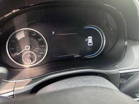 Used 2025 Genesis GV70 2.5T image 14