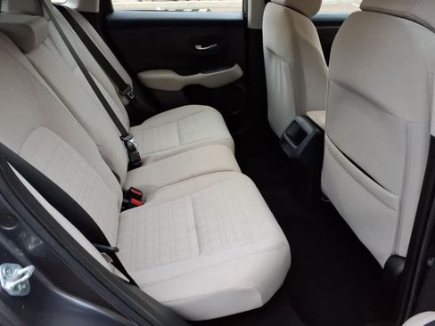 Used 2023 Honda HR-V LX image 11