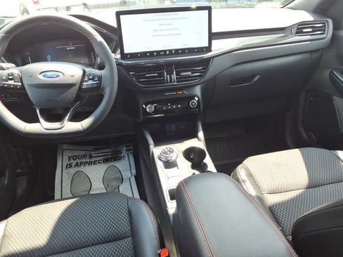 Certified 2023 Ford Escape ST-Line w/ Tech Pack #1 AWD/4WD image 10