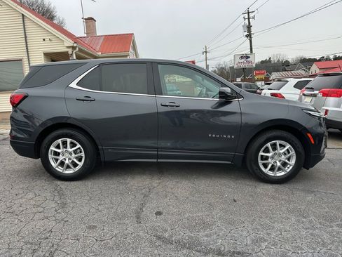 Used 2023 Chevrolet Equinox LT w/ Driver Convenience Package FWD image 6