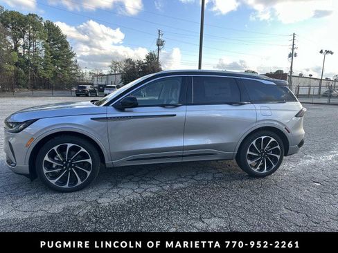 New 2026 Lincoln Nautilus Black Label image 4