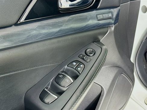 Used 2020 Nissan Maxima Platinum w/ Sport Mat Group image 18