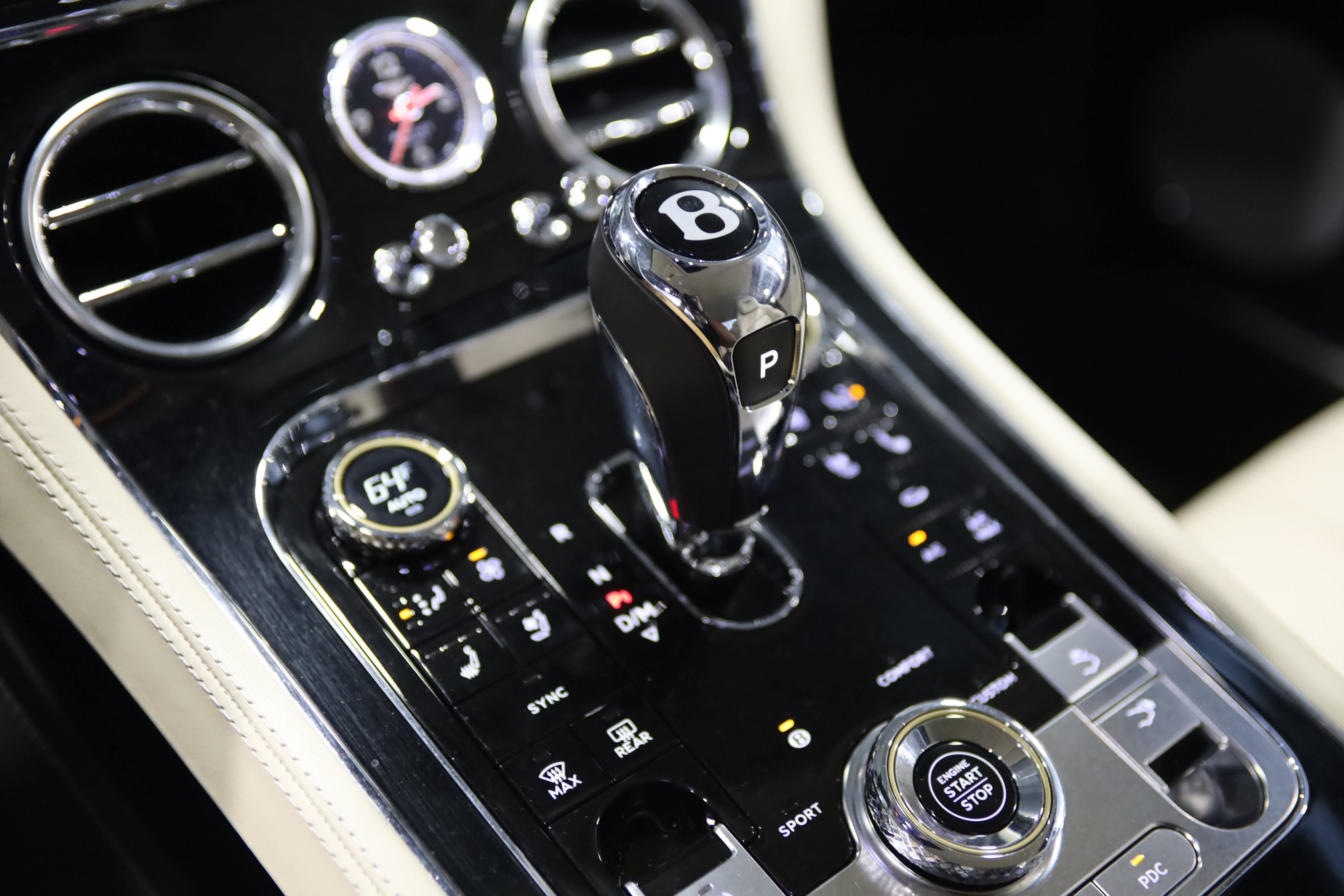 Used 2020 Bentley Continental GT AWD/4WD image 31