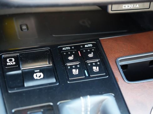 Used 2021 Lexus RX 450hL AWD w/ Premium Package image 30