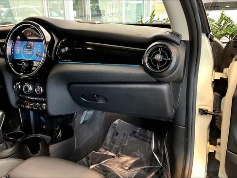 Used 2022 MINI Cooper S image 16