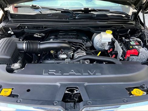 Used 2019 RAM 1500 Tradesman RWD image 32