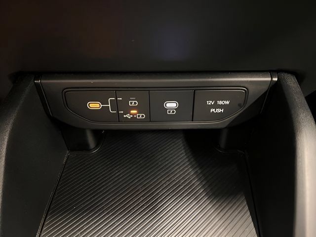 Used 2025 Kia K4 FWD image 23