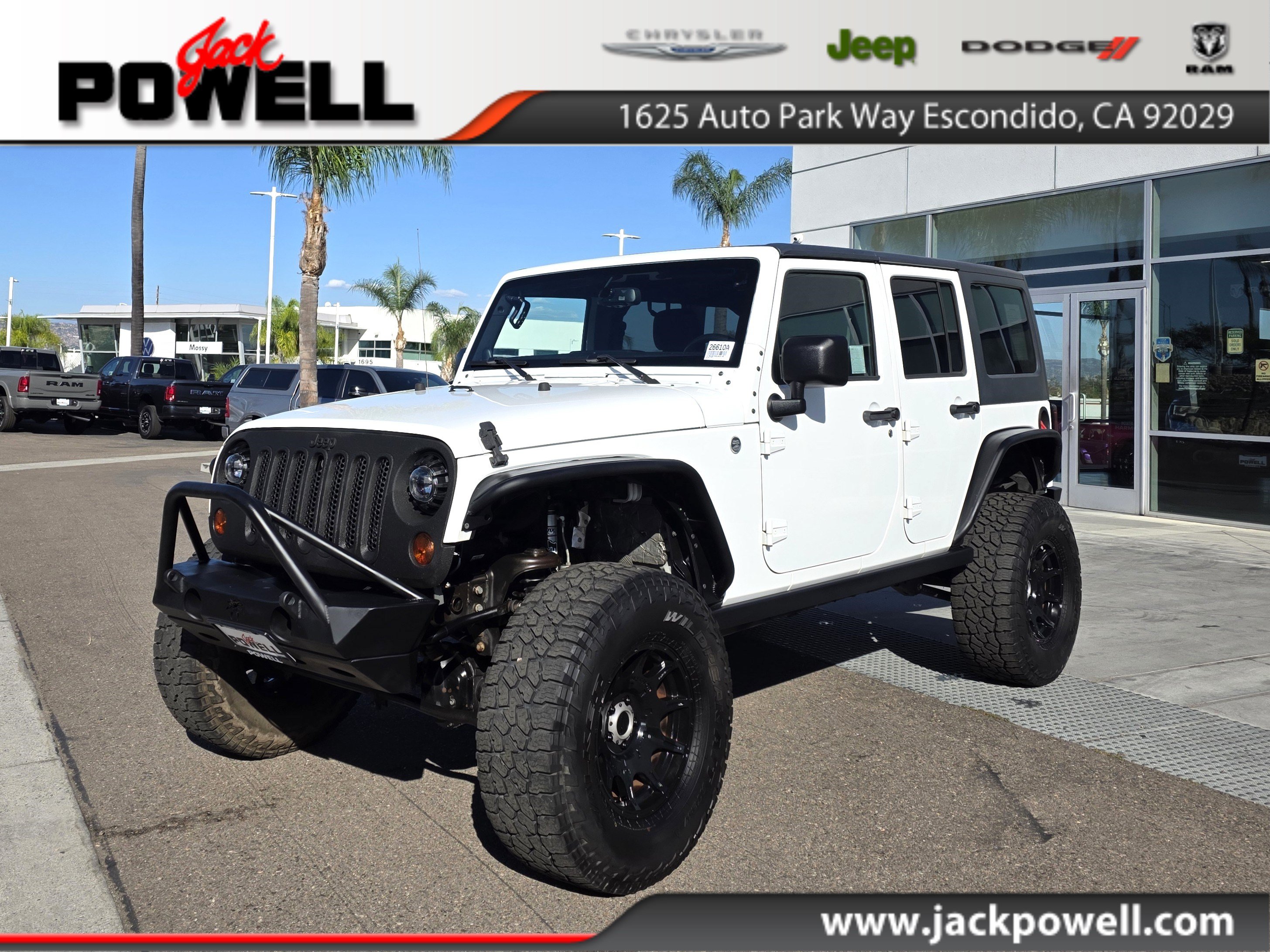 Used 2013 Jeep Wrangler Unlimited Rubicon w/ Connectivity Group AWD/4WD image 1