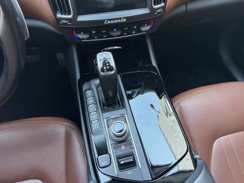 Used 2019 Maserati Levante S image 28