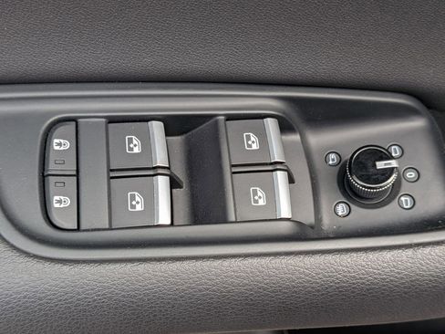 Used 2020 Audi Q8 Premium Plus image 14