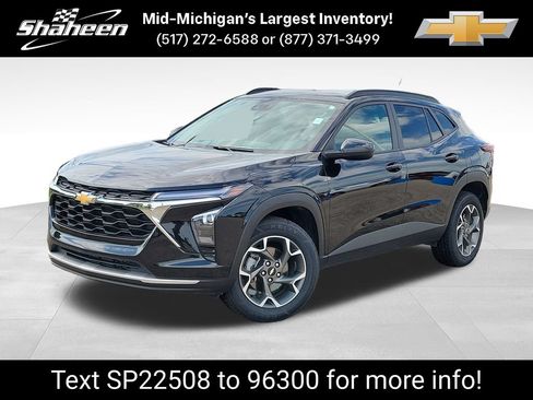 Used 2025 Chevrolet Trax LT w/ Driver Confidence Package FWD image 1