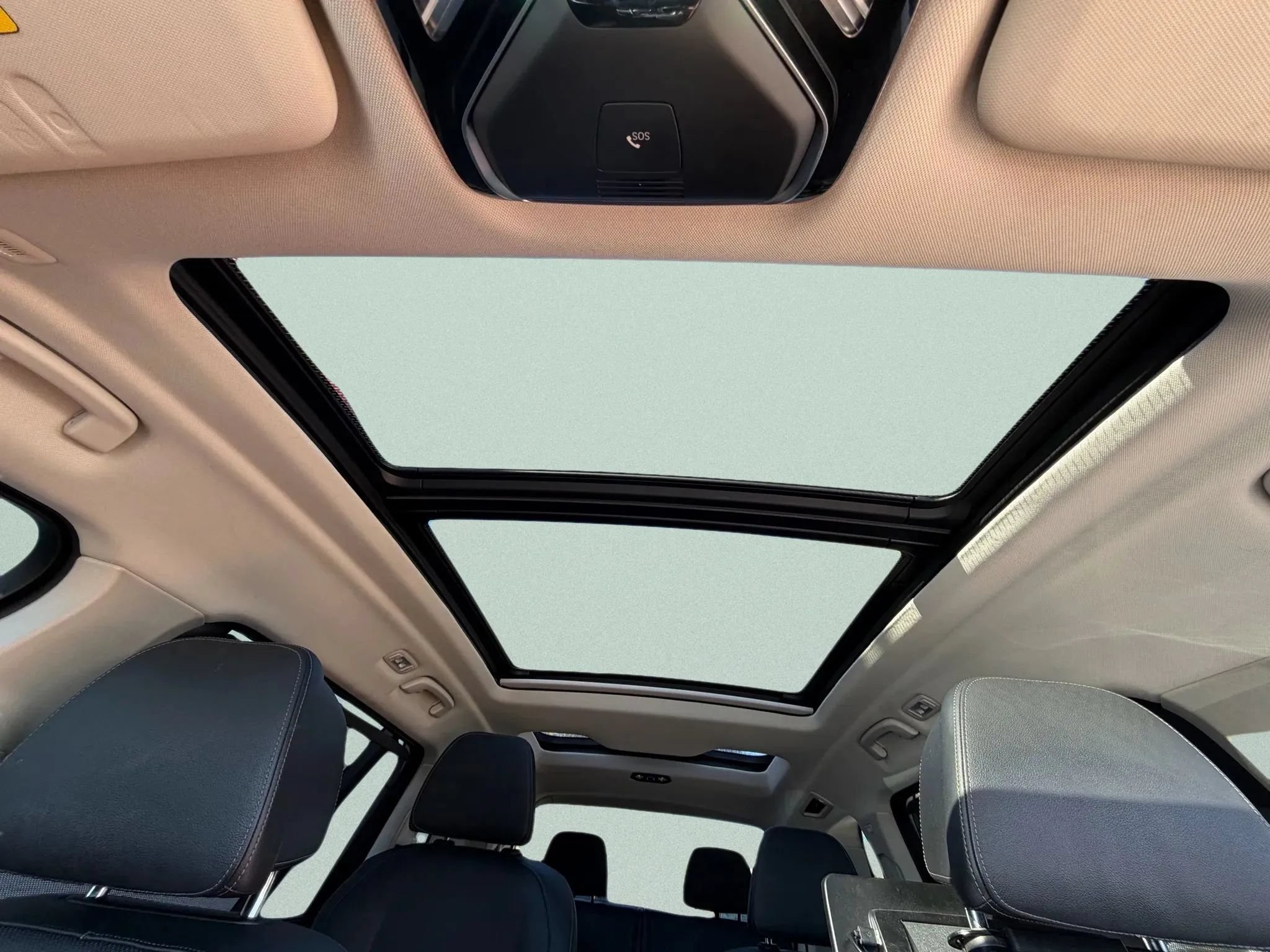 Used 2019 BMW X7 xDrive40i w/ Premium Package AWD/4WD image 38