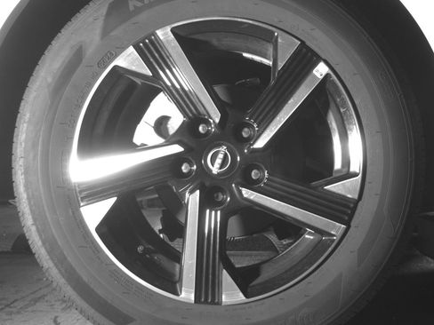 Used 2025 Nissan Sentra SV FWD image 15