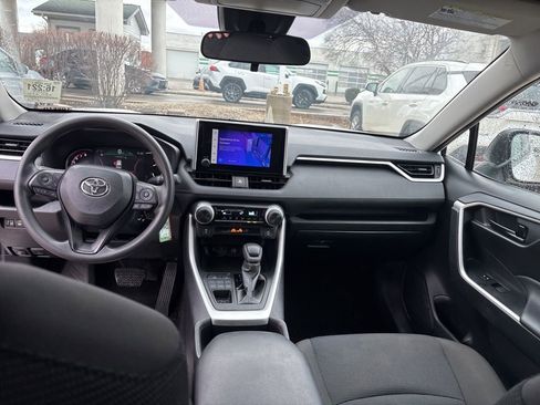 Used 2024 Toyota RAV4 LE image 21