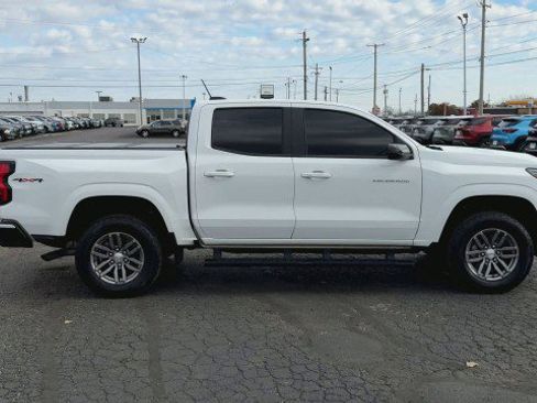Used 2023 Chevrolet Colorado LT w/ LT Convenience Package II image 9