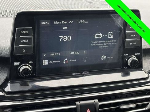 Used 2021 Kia Seltos EX image 16