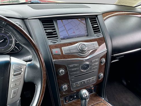 Used 2015 INFINITI QX80 4WD w/ Theater Package image 7