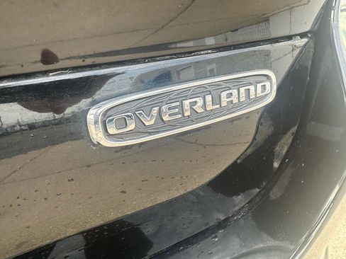 Used 2021 Jeep Grand Cherokee L Overland w/ Luxury Tech Group IV AWD/4WD image 68
