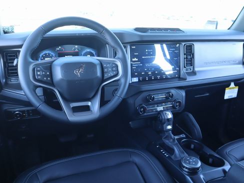 New 2025 Ford Bronco Big Bend w/ Black Diamond Package image 2