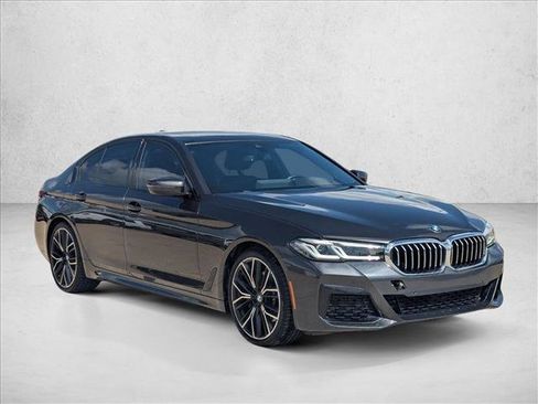 Used 2023 BMW 530i w/ M Sport Package RWD image 3