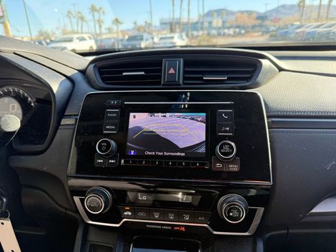 Used 2019 Honda CR-V LX image 9