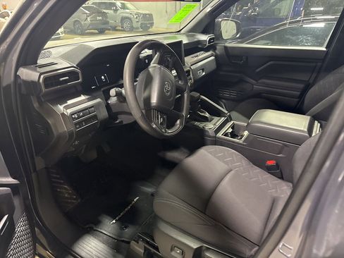 Used 2024 Toyota Tacoma SR5 image 9