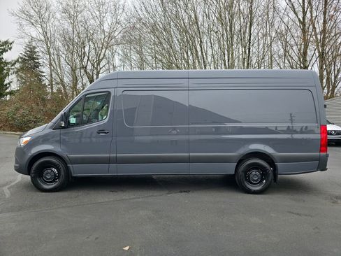 New 2025 Mercedes-Benz Sprinter 2500 image 3
