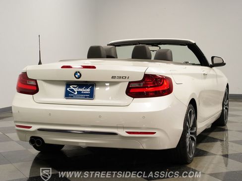 Used 2017 BMW 230i Convertible image 11