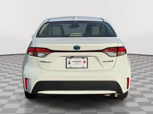 Used 2021 Toyota Corolla LE FWD image 6