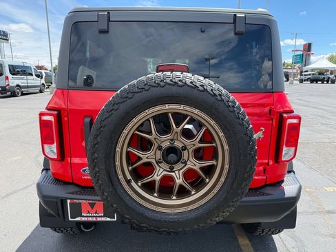 Used 2023 Ford Bronco Black Diamond AWD/4WD image 5