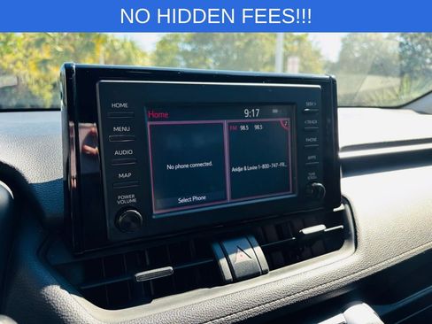 Used 2019 Toyota RAV4 LE image 29