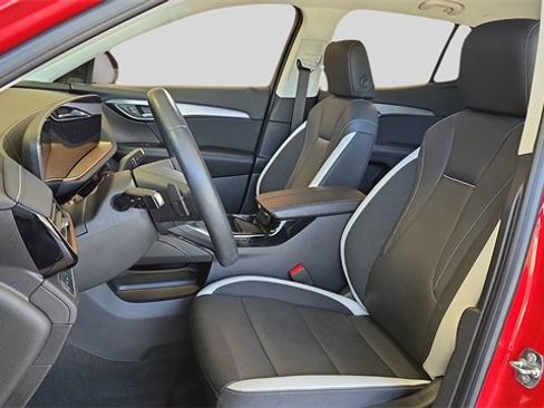 Used 2025 Buick Envision Sport Touring image 11